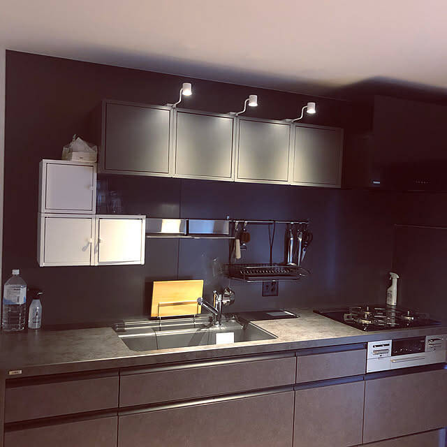 組み合わせ自由なキャビネット、IKEAのEKET（エーケト）を使った実例6選