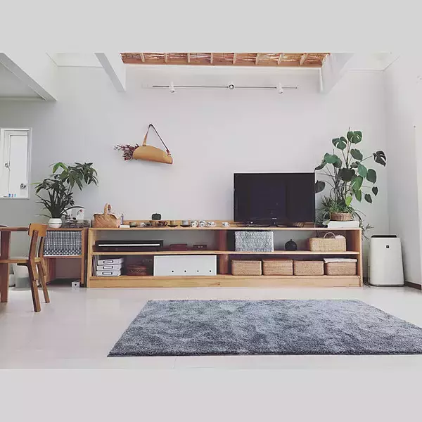 「子どもも大人も大満足！安全で快適に過ごせるリビング作りのコツ」の画像