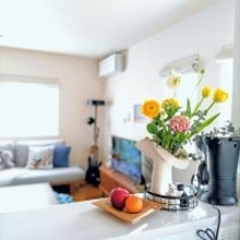 ミモザから空き瓶活用まで！春を呼び込む「花のある暮らし」5選