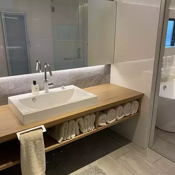 「スッキリシンプルなホテルライクに憧れる♡洗面所の整理整頓アイデア10選」の画像