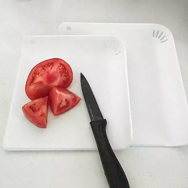 「用途や食材に合わせて使い分け♪サブ使いにも便利な機能的なまな板」の画像