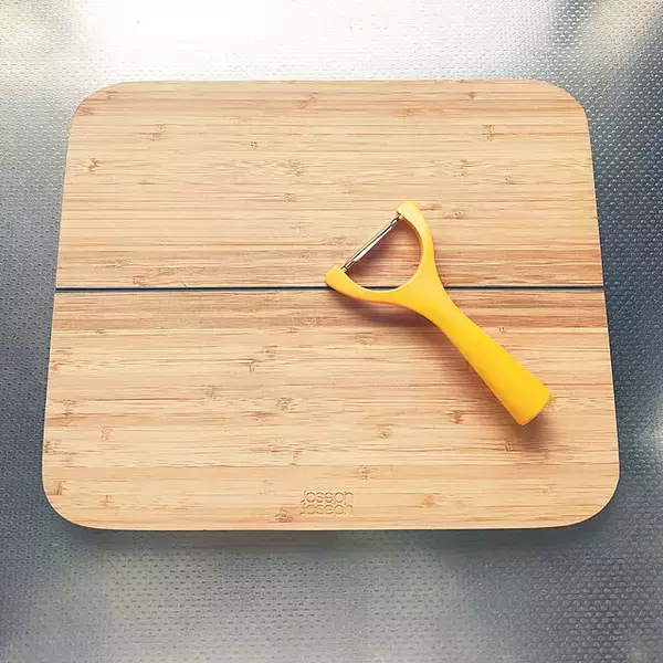 「用途や食材に合わせて使い分け♪サブ使いにも便利な機能的なまな板」の画像