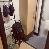 「定位置を決めて置きっぱなしを卒業！動線や使い勝手を意識した、日常使いのリュックの置き場所10選」の画像3