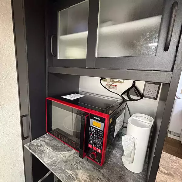 「【すきま活用アイデア】キッチンのすきま17cmが調味料収納に変身！ by kurashikata.さん」の画像