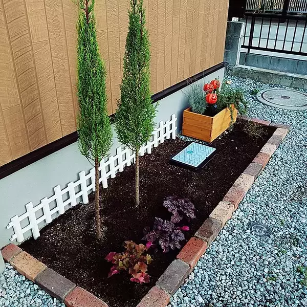 「お庭ではもちろん室内でも活用できる！ナチュラル感が魅力のレンガDIY」の画像