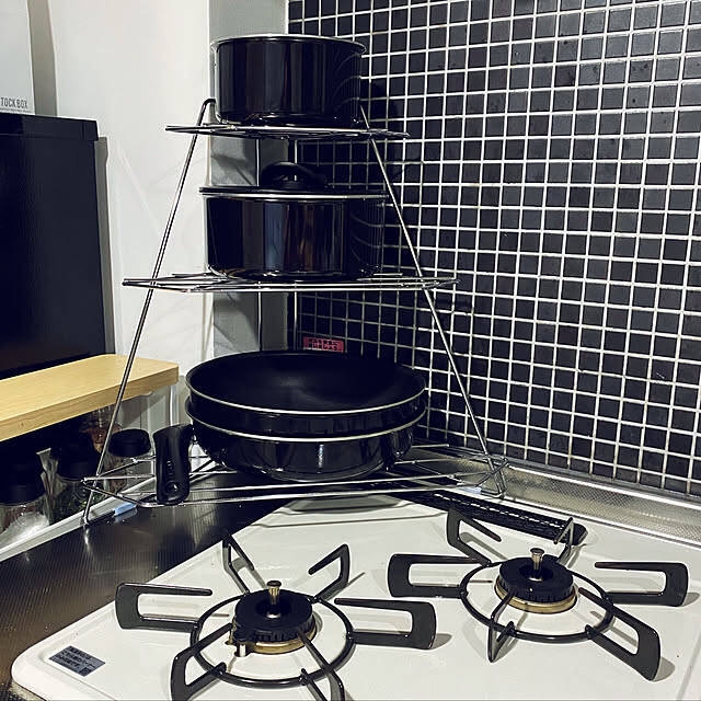 限られたスペースをかしこく使って♪お料理のマストアイテム「鍋」の収納アイデア6選