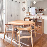 「木材の経年変化を楽しめる！シンプルで洗練されたモモナチュラルの家具6選」の画像1