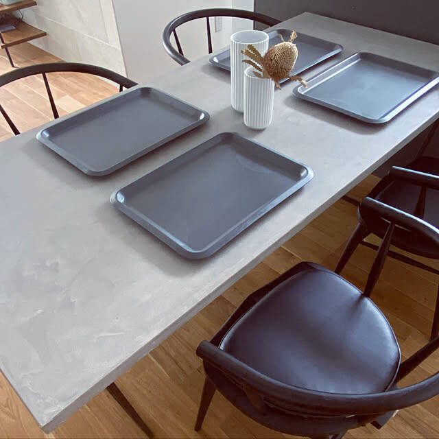 食卓もインテリアも楽しめる♡IKEAのトレイで広がる暮らしのアイデア