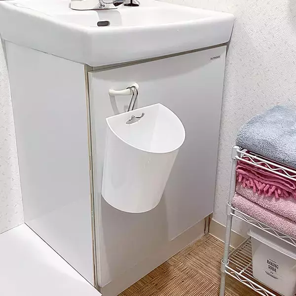 「ちょっとの工夫でどこ置く問題を解決！家事効率もアップするゴミ箱の置き方アイディア」の画像