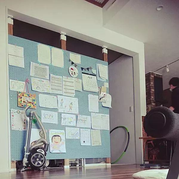 「必要なときにすぐ確認できる！学校や園の「おたより&書類」収納アイデア」の画像