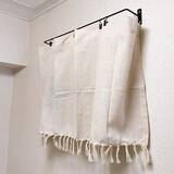 「お部屋をぱっとイメージチェンジ！バリエーション豊富なダイソーのカフェカーテン6選」の画像4