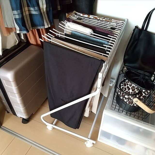 クローゼット・見せる収納・便利アイテムまで♪すっきり片付く衣類収納実例10選