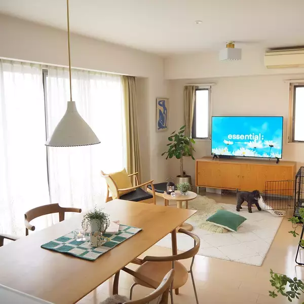 「【写真でルームツアー】3LDK・家族暮らし。sao.minimallifeさんのお家をご紹介！」の画像