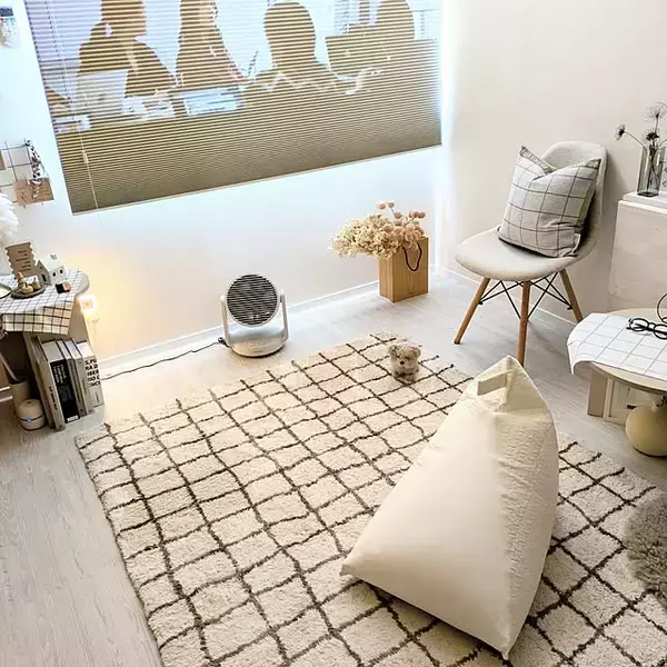 「居心地抜群のリラックス空間を作る。ニトリのビーズソファがあるお部屋6選」の画像