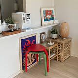 「インテリアのアクセントにもなる！汎用性の高いIKEAのスツール6選」の画像1