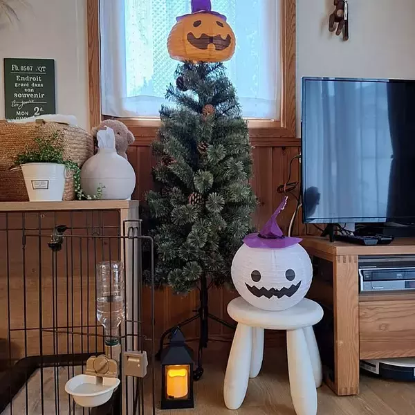 「インテリアのアクセントにもなる！汎用性の高いIKEAのスツール6選」の画像