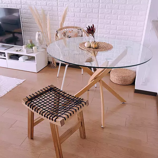 「インテリアのアクセントにもなる！汎用性の高いIKEAのスツール6選」の画像