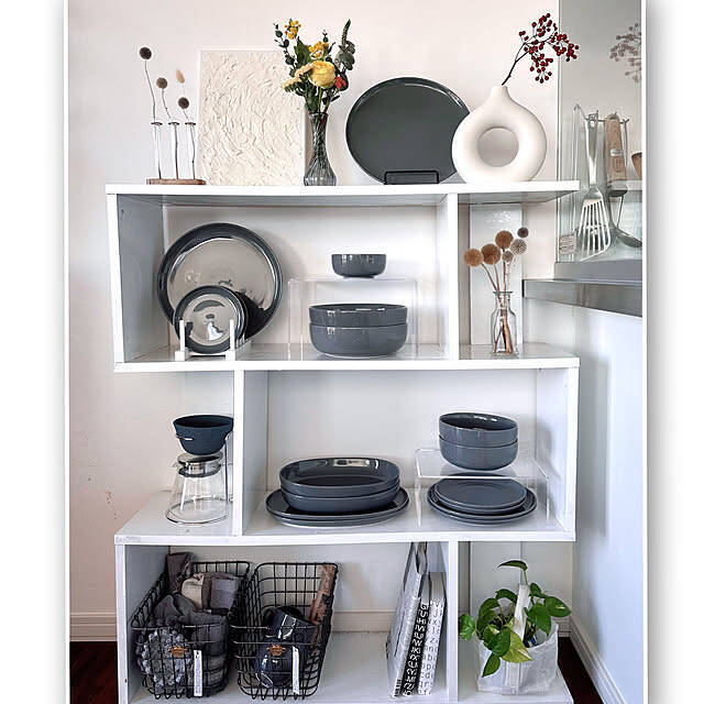 食器はこうやって整頓するのが正解！乱れがちな食器収納に終止符を打つアイデアとアイテムをご紹介