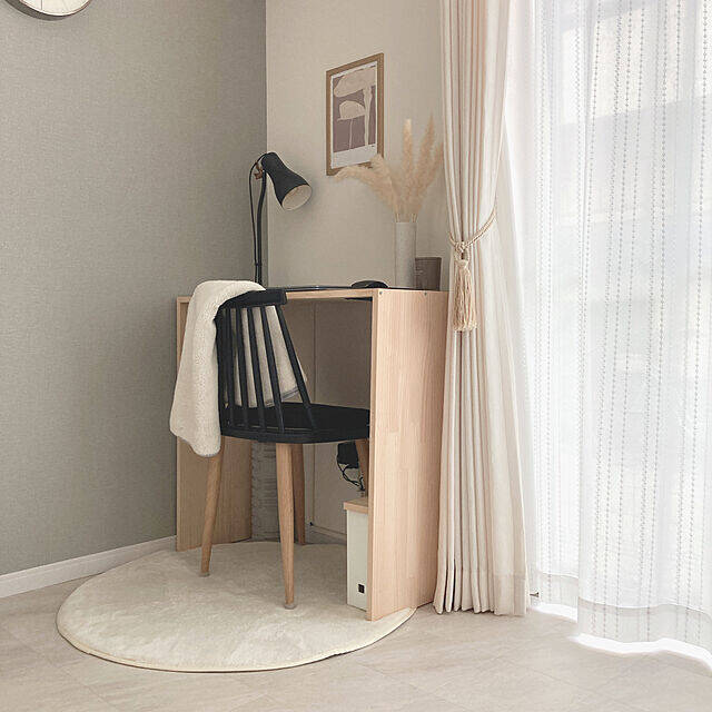 作業もぐっとはかどりそう♡チャレンジしてみたいデスクのDIY実例