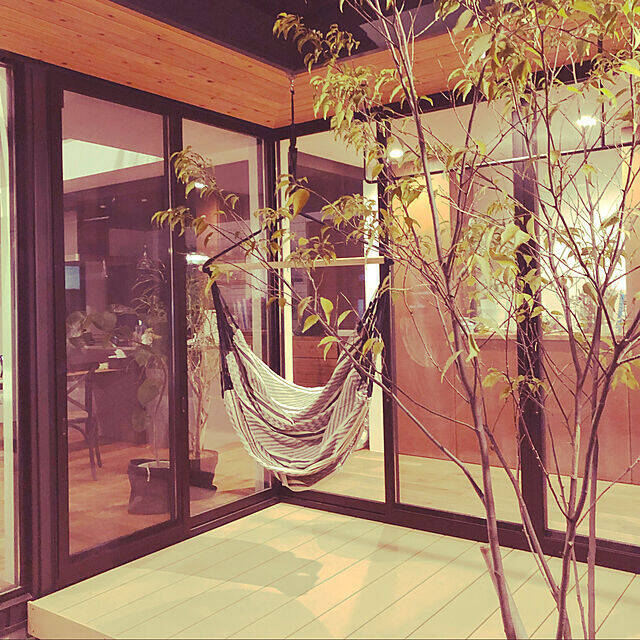 リラックスできるくつろぎ空間！LA SIESTAのハンモックがある暮らし