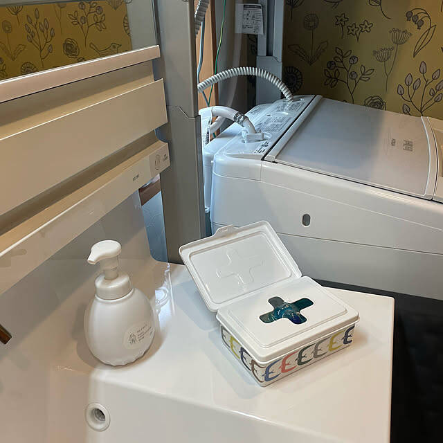 100均アイテムを自分らしくDIY♪貼るだけ簡単マスキングテープ活用術