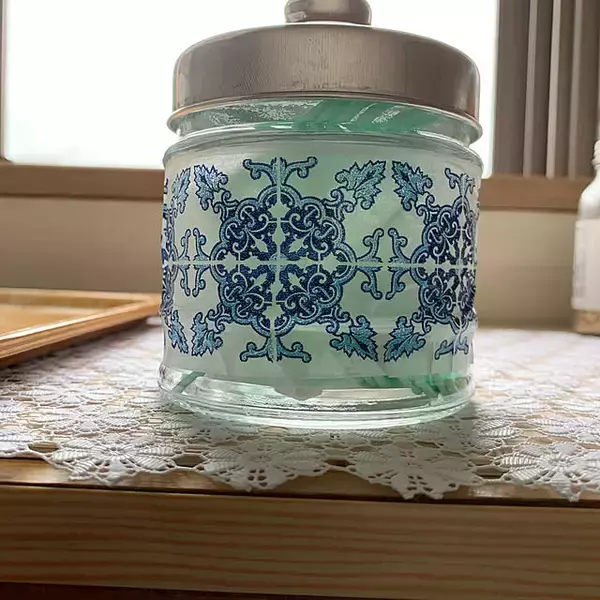 「100均アイテムを自分らしくDIY♪貼るだけ簡単マスキングテープ活用術」の画像