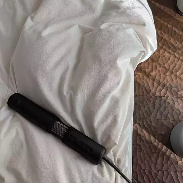 「寝室で選ばれている、真似したくなる定番アイテム5選」の画像