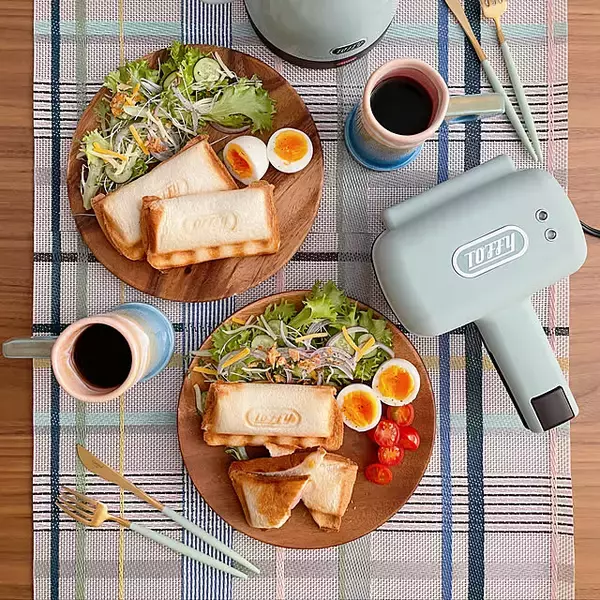 「できたてをおいしく♪おうちごはんをグレードアップしてくれるホットサンドメーカー」の画像