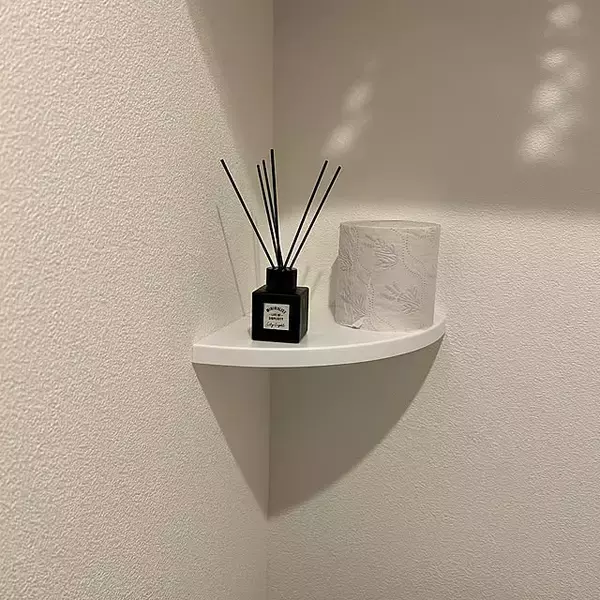 「お掃除クリーナーから収納棚まで♪トイレを快適に整える100均アイテム」の画像