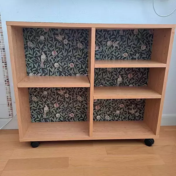 「DIYにもディスプレイにも大活躍♪100均のリメイクシート活用アイデア」の画像