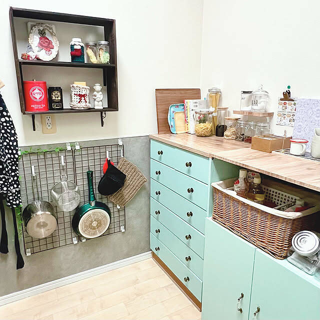 デザイン豊富で使いやすい！リメイクシートを活用したDIYアイデア10選