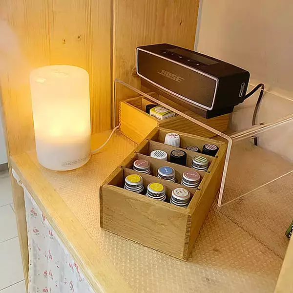 キッチンから寝室まで、ごちゃつく場所の救世主！セリアの「仕切りケース」活用術6選