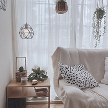 アレンジやDIYでインテリア性をアップ☆ダイソーのSMD電球ペンダントライト