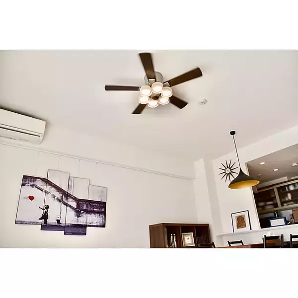 「冷気遮断・暖気キープ・空気循環がポイント☆部屋中をポカポカ快適にする暖房効率アップの工夫」の画像