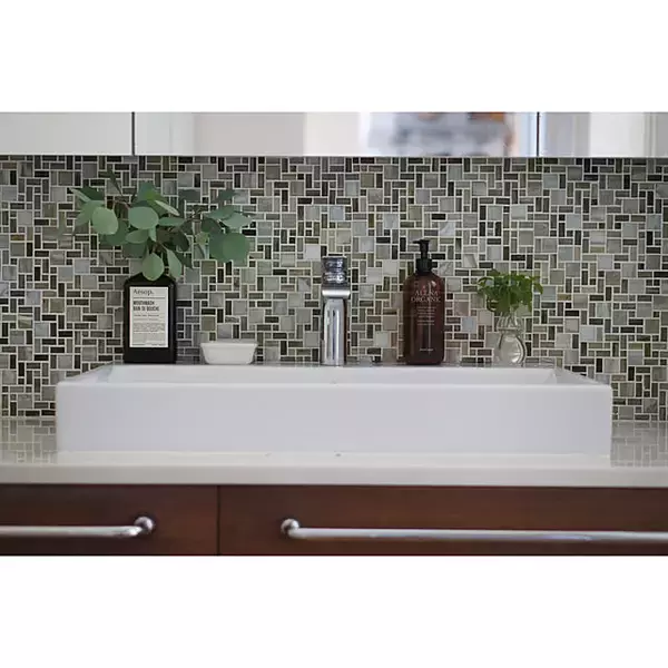 「アイテム使いで差がつく！センスが光る洗面所インテリア実例6選」の画像