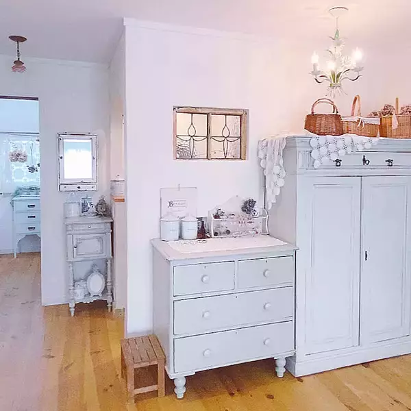 「アンティークな雰囲気に心がときめく♡シャビーシックな空間の部屋別アルバム」の画像