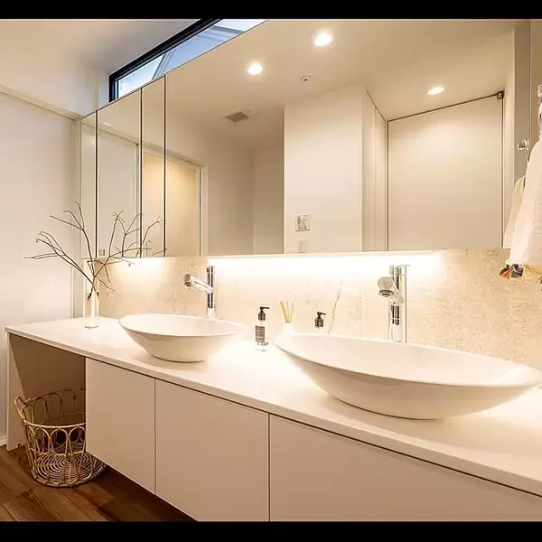 ハイクラスなムードで暮らしに潤いを。ホテルスタイルの洗面所づくりのコツ＆コーディネート実例