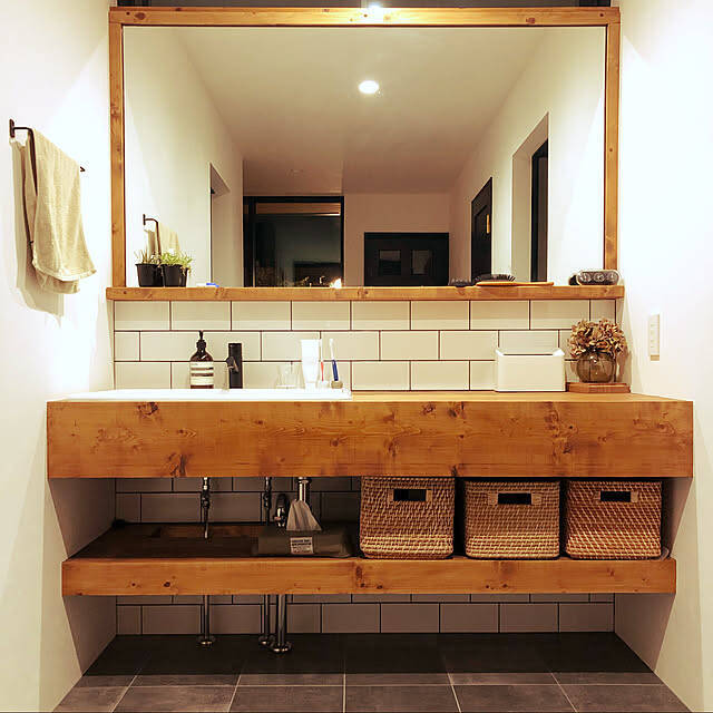 ハイクラスなムードで暮らしに潤いを。ホテルスタイルの洗面所づくりのコツ＆コーディネート実例