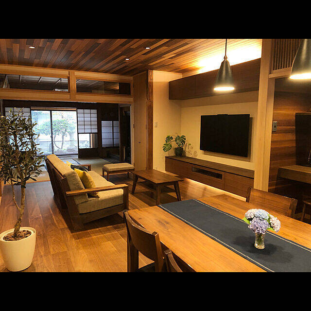 まるで旅館で過ごしているような心地よさを。和モダンのお部屋10選