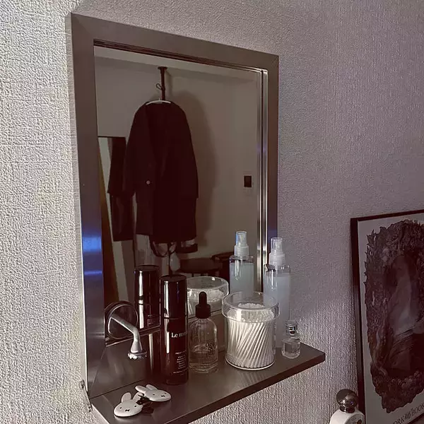 「「23ｍ2。モノトーン×工業的、時々エレガントで洗練したシンプルなお部屋」 by m.8554さん」の画像