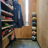 「100均のアイテムで限られたスペースを上手に活用！玄関の収納力がアップする工夫10選」の画像11