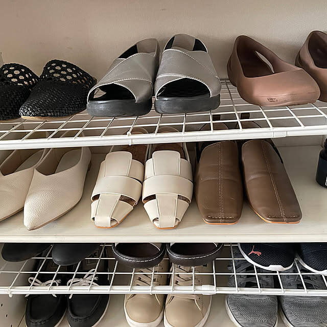 100均のアイテムで限られたスペースを上手に活用！玄関の収納力がアップする工夫10選