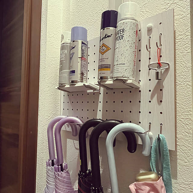 100均のアイテムで限られたスペースを上手に活用！玄関の収納力がアップする工夫10選