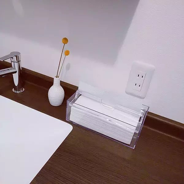 「サッと取り出せて補充もしやすい！衛生的な暮らしに欠かせないペーパータオルホルダー6選」の画像