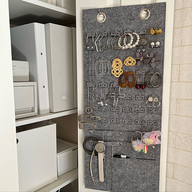 スッキリ見やすく整理できる☆ダイソーのアクセサリー収納