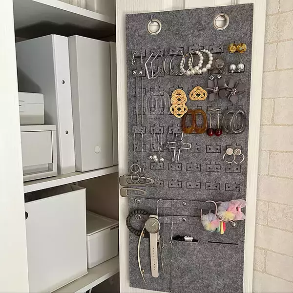 「スッキリ見やすく整理できる☆ダイソーのアクセサリー収納」の画像