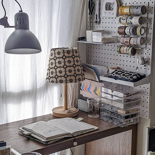 DIY初心者さんでも大丈夫！ダイソーのデザインボードで作る便利空間