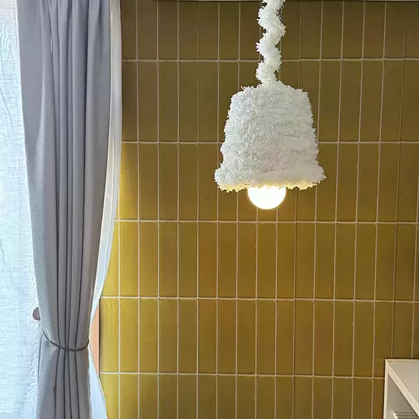 「貼ったり塗ったりの簡単アレンジで自分好みに大変身♡ダイソーの植木鉢でリメイク＆DIYを楽しみませんか？」の画像