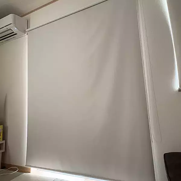 「ニトリにはどんなロールスクリーンがある？サイズやデザイン、コーディネートも一挙にご紹介」の画像