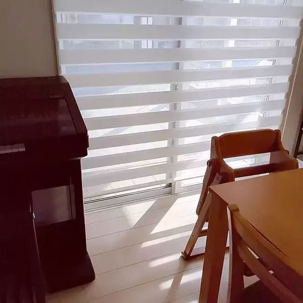 「ニトリにはどんなロールスクリーンがある？サイズやデザイン、コーディネートも一挙にご紹介」の画像